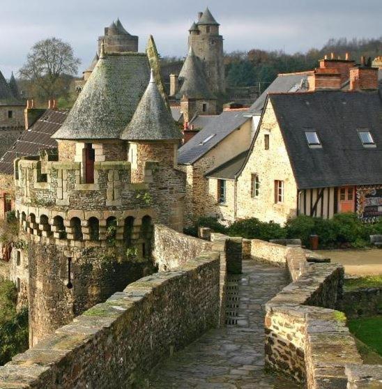 Chateau De La Chasse Beauvais Romagne  Exteriér fotografie